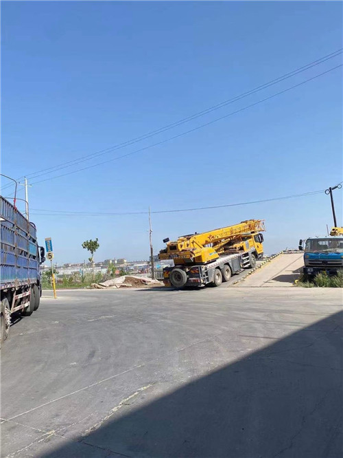 淮上区25吨吊车的租赁价格大概是多少？